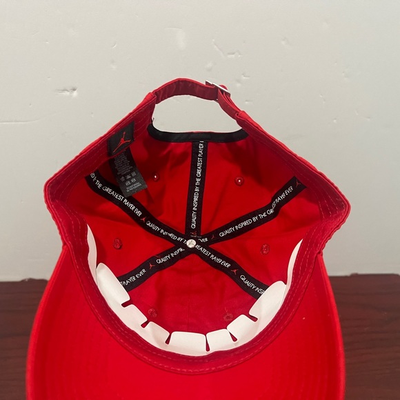 Jordan, Heritage86 Hat, DC3673-687, Red & Black - Picture 6 of 8